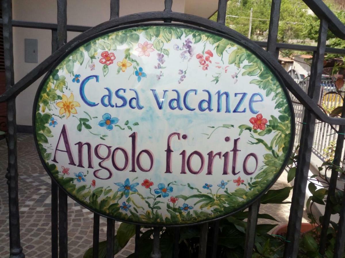 Angolo Fiorito Agerola Esterno foto
