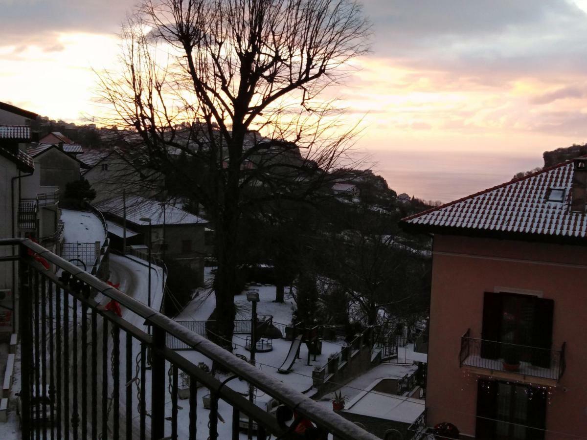 Angolo Fiorito Agerola Esterno foto